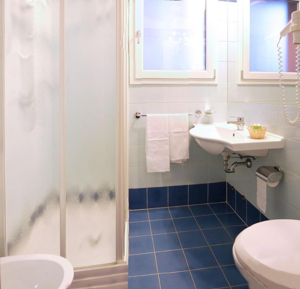 בסאנו דל גראפה Hotel Dal Ponte מראה חיצוני תמונה
